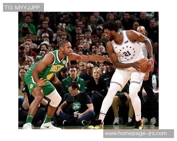 勇士队与76人队激战正酣谁能在这场对决中笑到最后 勇士队与76人队激战正酣谁能在这场对决中笑到最后