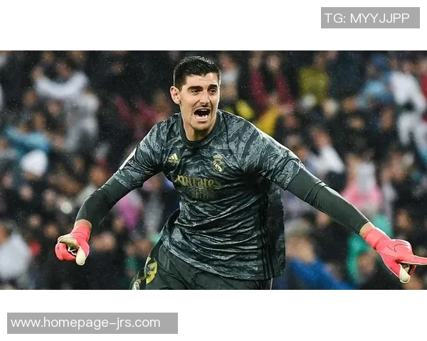 库尔图瓦的守门传奇:从青涩少年到世界顶级门将的成长之路 库尔图瓦的守门传奇:从青涩少年到世界顶级门将的成长之路